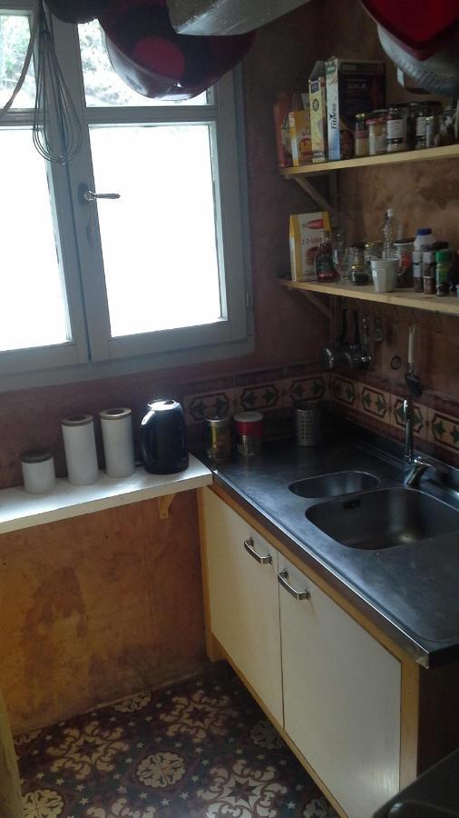 בקתה The Artist's House Psárion