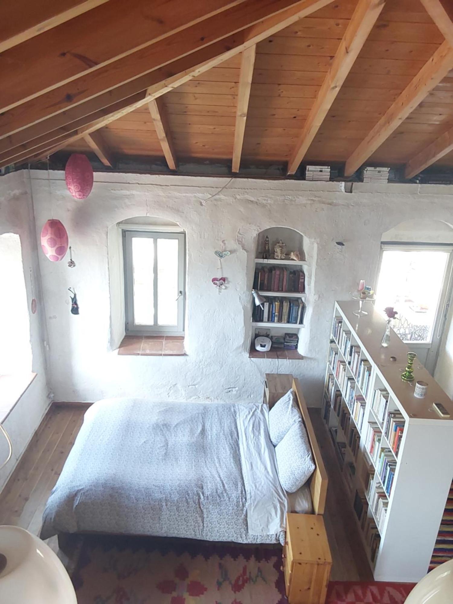 בקתה The Artist's House